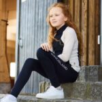 Kingsland SS26 JR Linda trøje navy og beige
